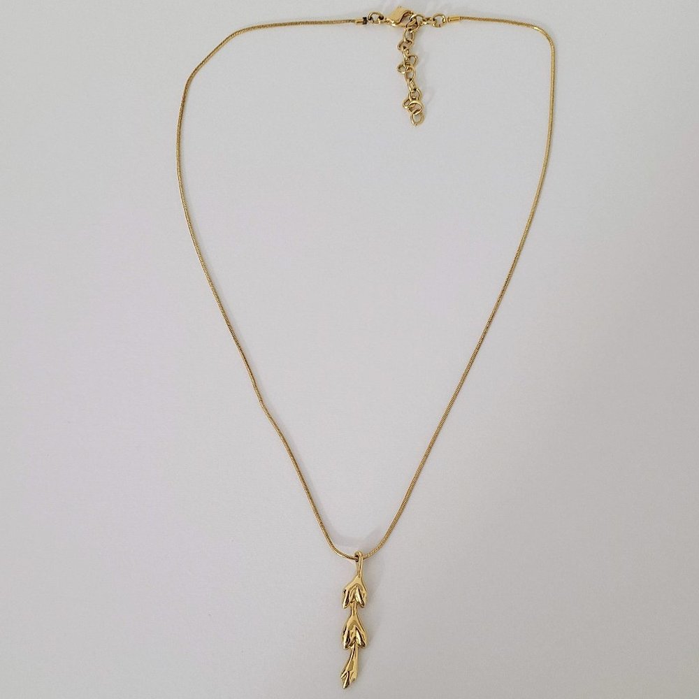 Golden Leaf Necklace - Picture 3 of 7
